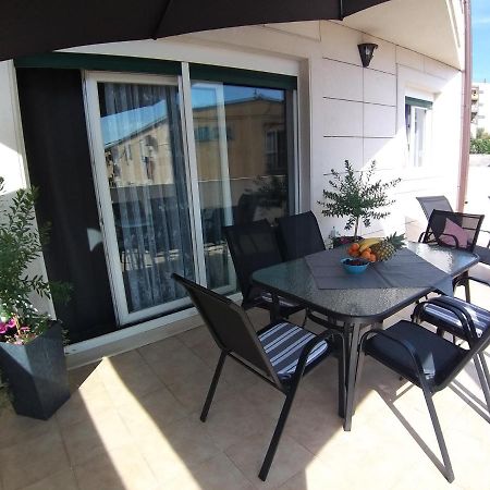 3 Bedroom Apartment With Terrace And Free Parking Split Exteriör bild