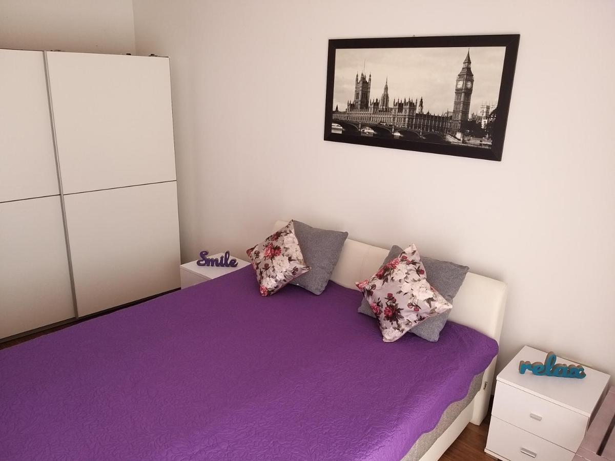3 Bedroom Apartment With Terrace And Free Parking Split Exteriör bild